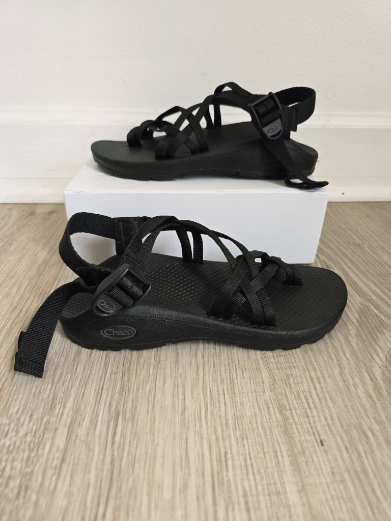 Chaco Zx2 Classic Black Outdoor Hiking Strappy Sandals Shoes Womens 7
